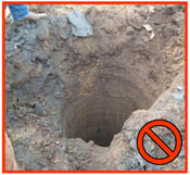 Todo los agujeros y excavaciones abiertas deben ser protegidos o resguardados.