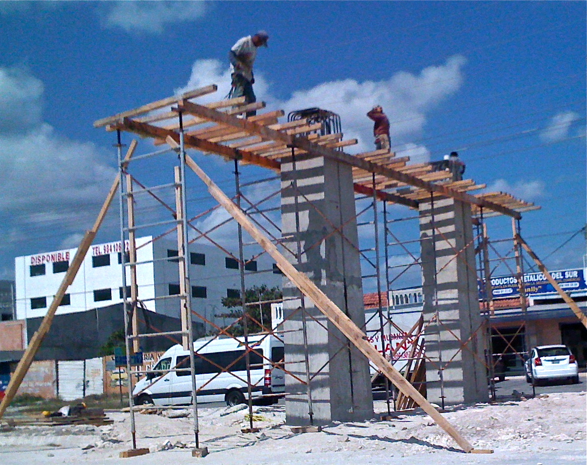 Dangerous elevated work practice