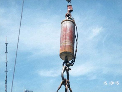 Photo of hoist line
