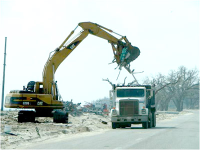 Photo of potential truck debris hazard