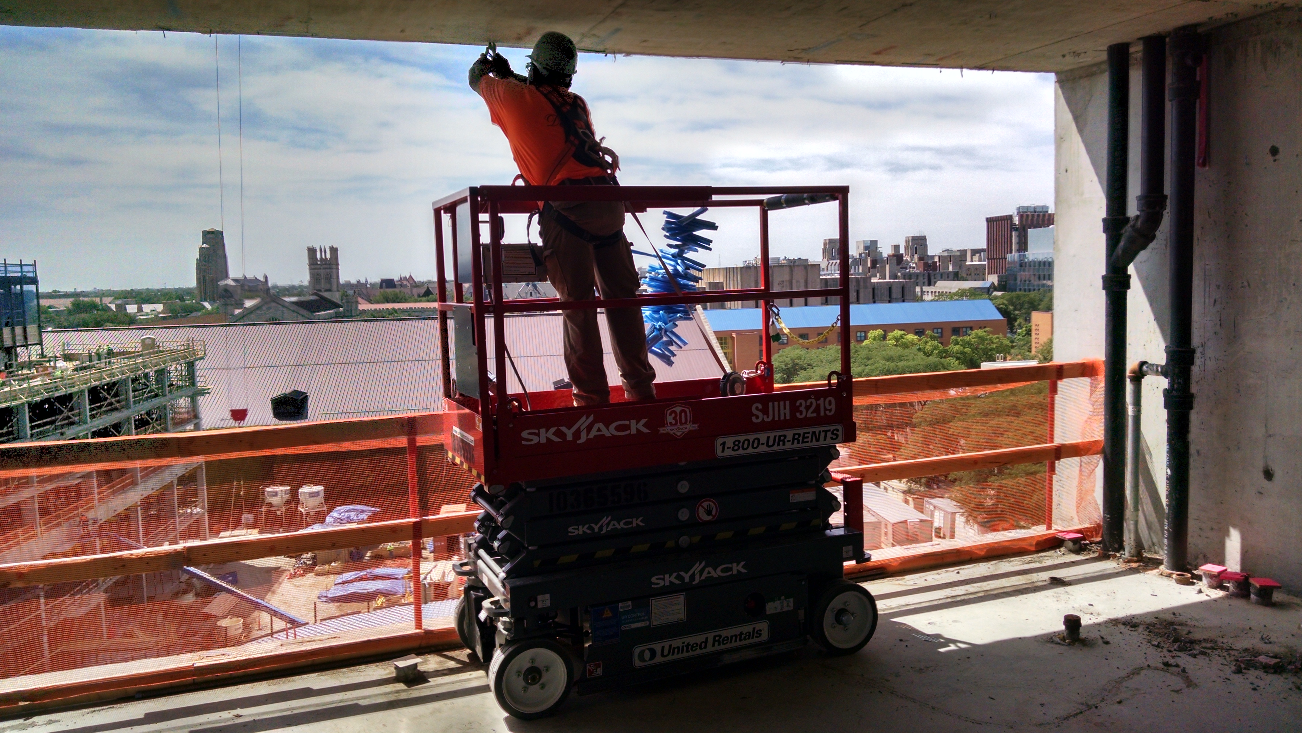 Scissor Lift Fall protection